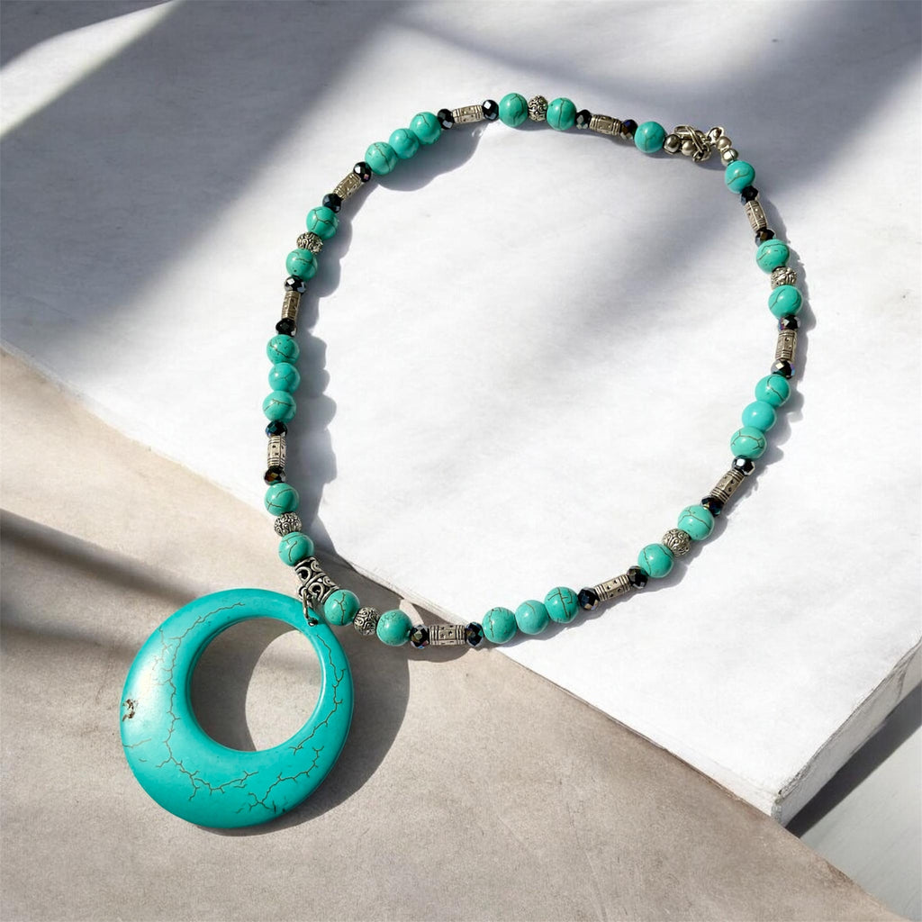 💙 Donut Pendant Necklace - Connie’s Crystals 