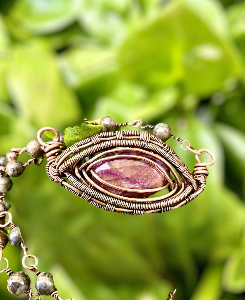 Labradorite Dragon Eye Pendant - Connie’s Crystals 