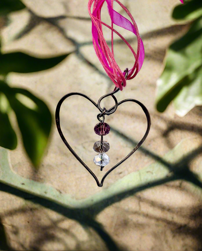 Copper Heart Pendant - Connie’s Crystals 