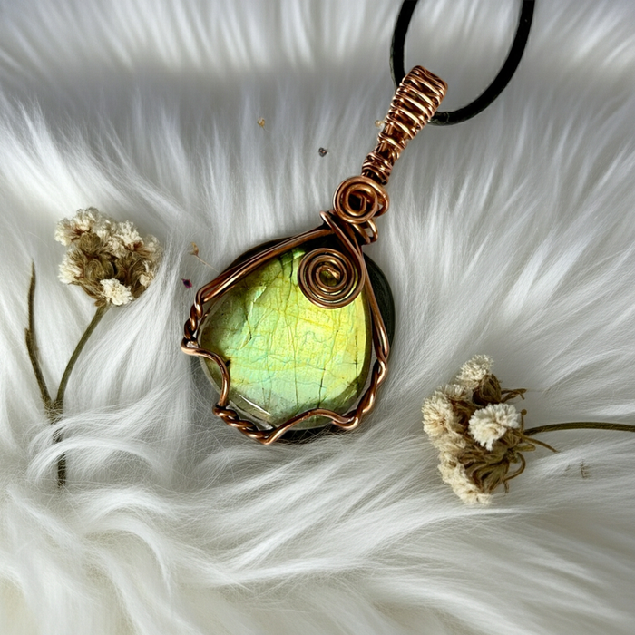Labradorite Wire Wrapped Pendant - Connie’s Crystals 