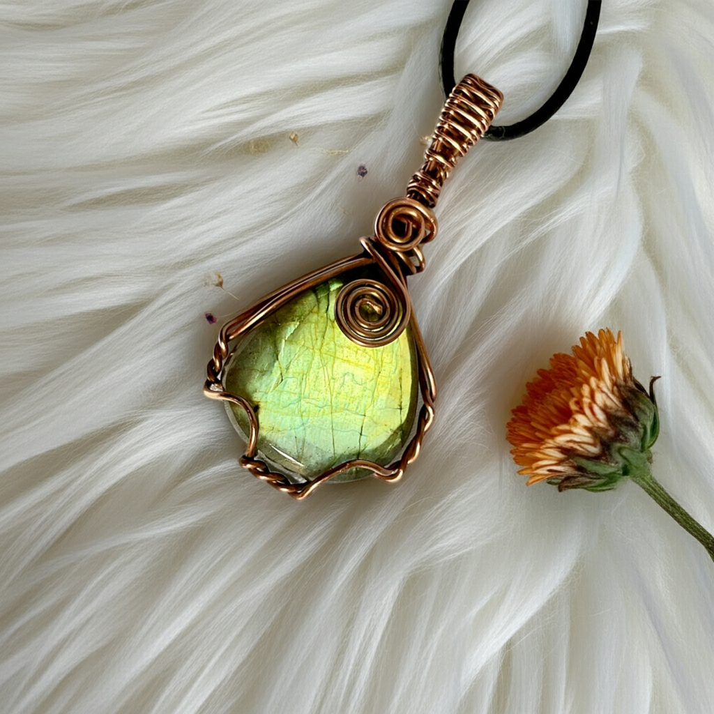 Labradorite Wire Wrapped Pendant - Connie’s Crystals 