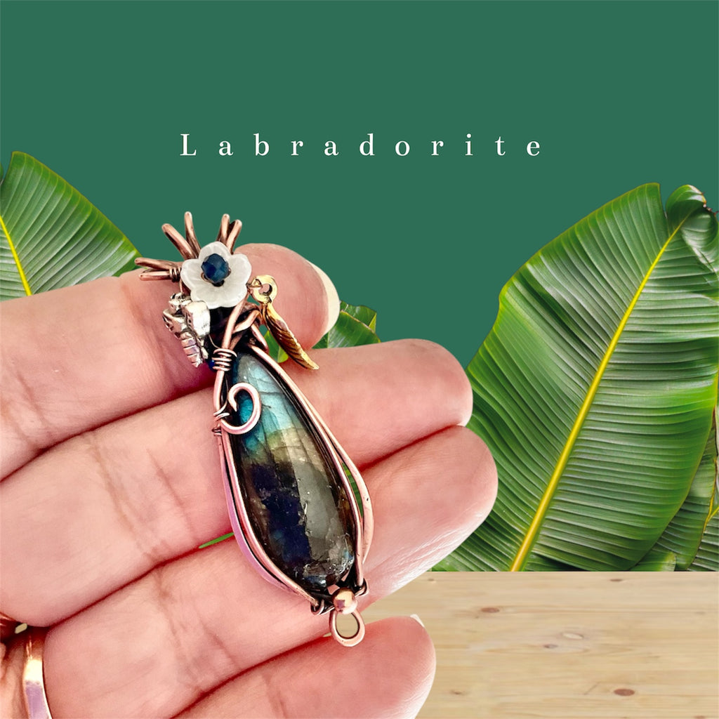 Labradorite Pendant with Sapphire Flower & Bee Accent
