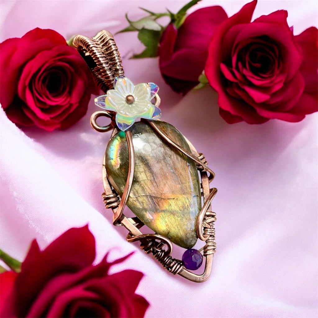 Spectrolite Labradorite with Amethyst & Flower Accent - Connie’s Crystals 
