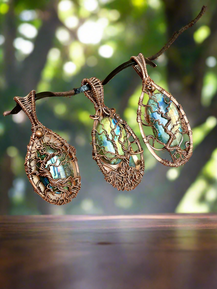 Labradorite Tree of Life Pendant - Connie’s Crystals 