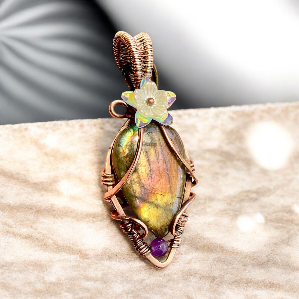 Spectrolite Labradorite with Amethyst & Flower Accent - Connie’s Crystals 