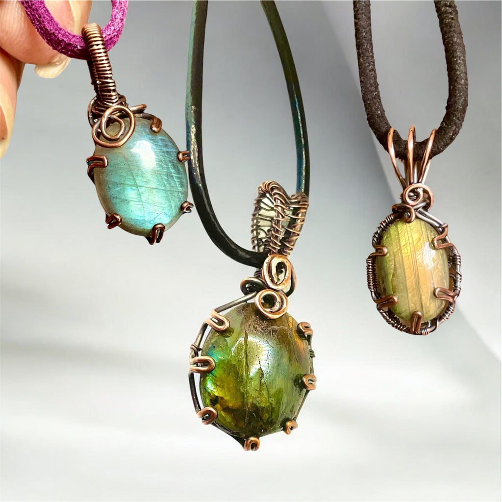 Labradorite Mini Prong Set Pendants. - Connie’s Crystals 