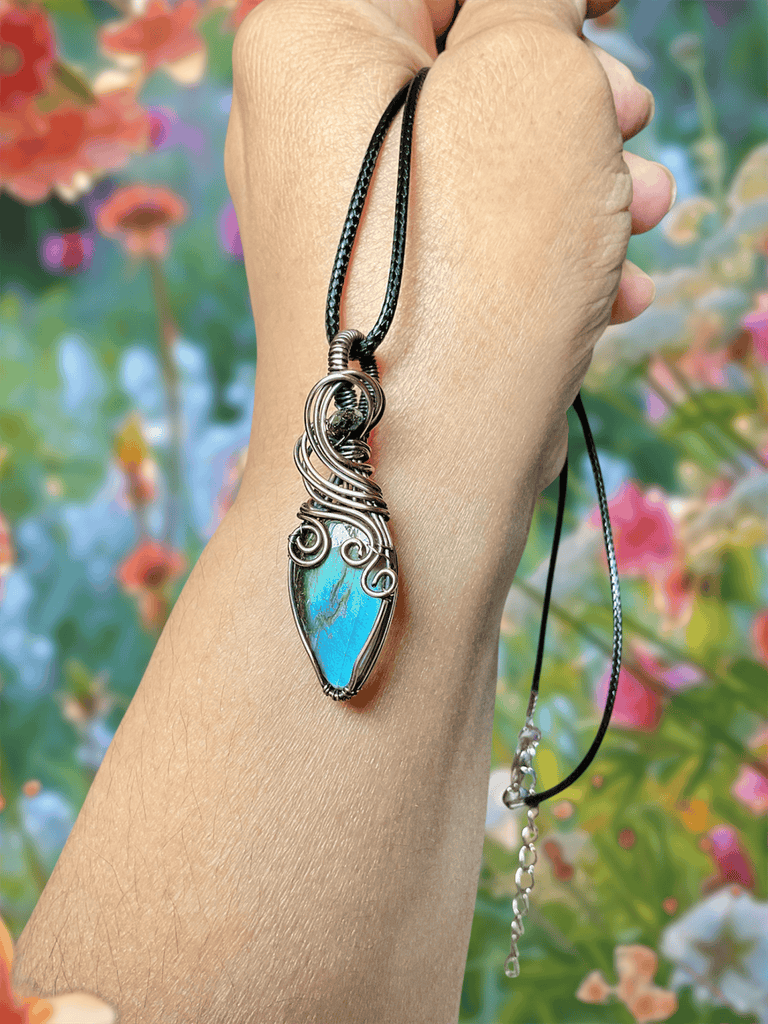 Labradorite Wire Wrapped Pendant