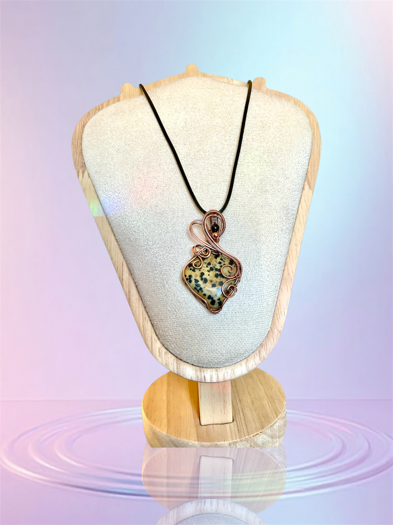 Dalmatian Jasper With Black Onyx Accent