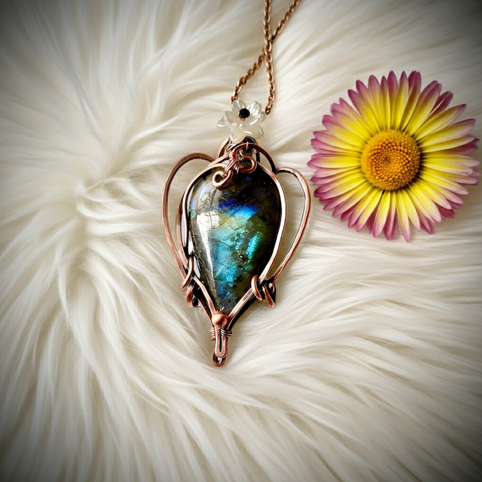 Labradorite with Flower and Black Spinel Bead Accent - Connie’s Crystals 
