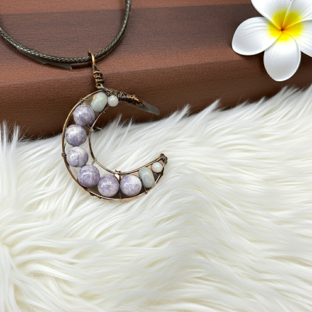 Celestite Moon Pendant - Connie’s Crystals 