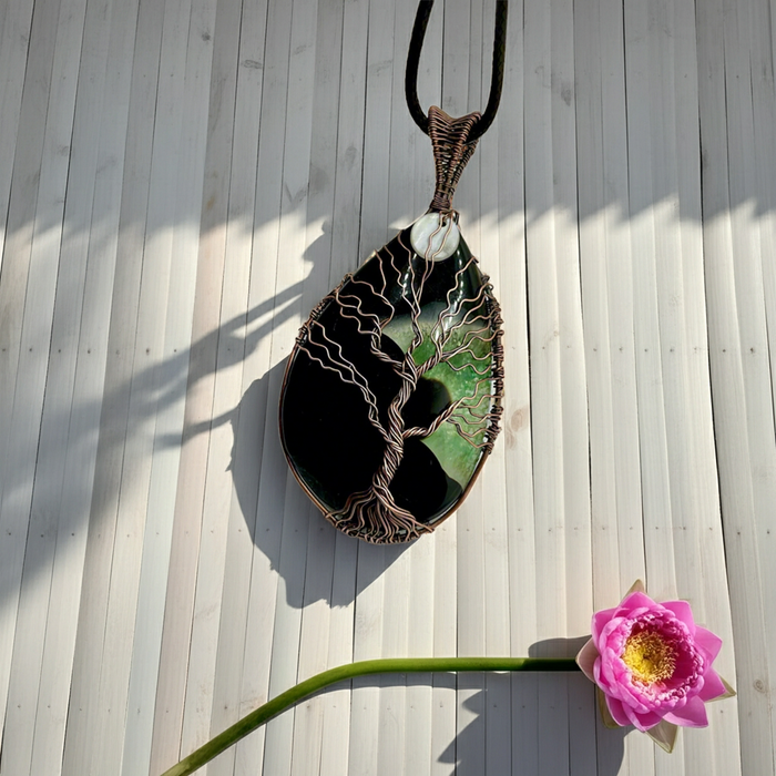 Druzy Geode Agate Tree Pendant