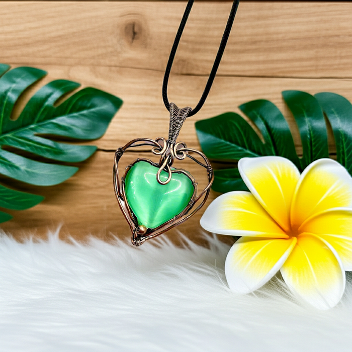 Green Cat’s Eye Heart Shaped Pendant - Connie’s Crystals 