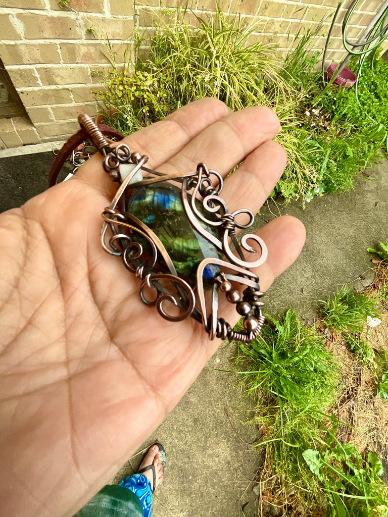 Labradorite Wire Wrapped Pendant - Connie’s Crystals 